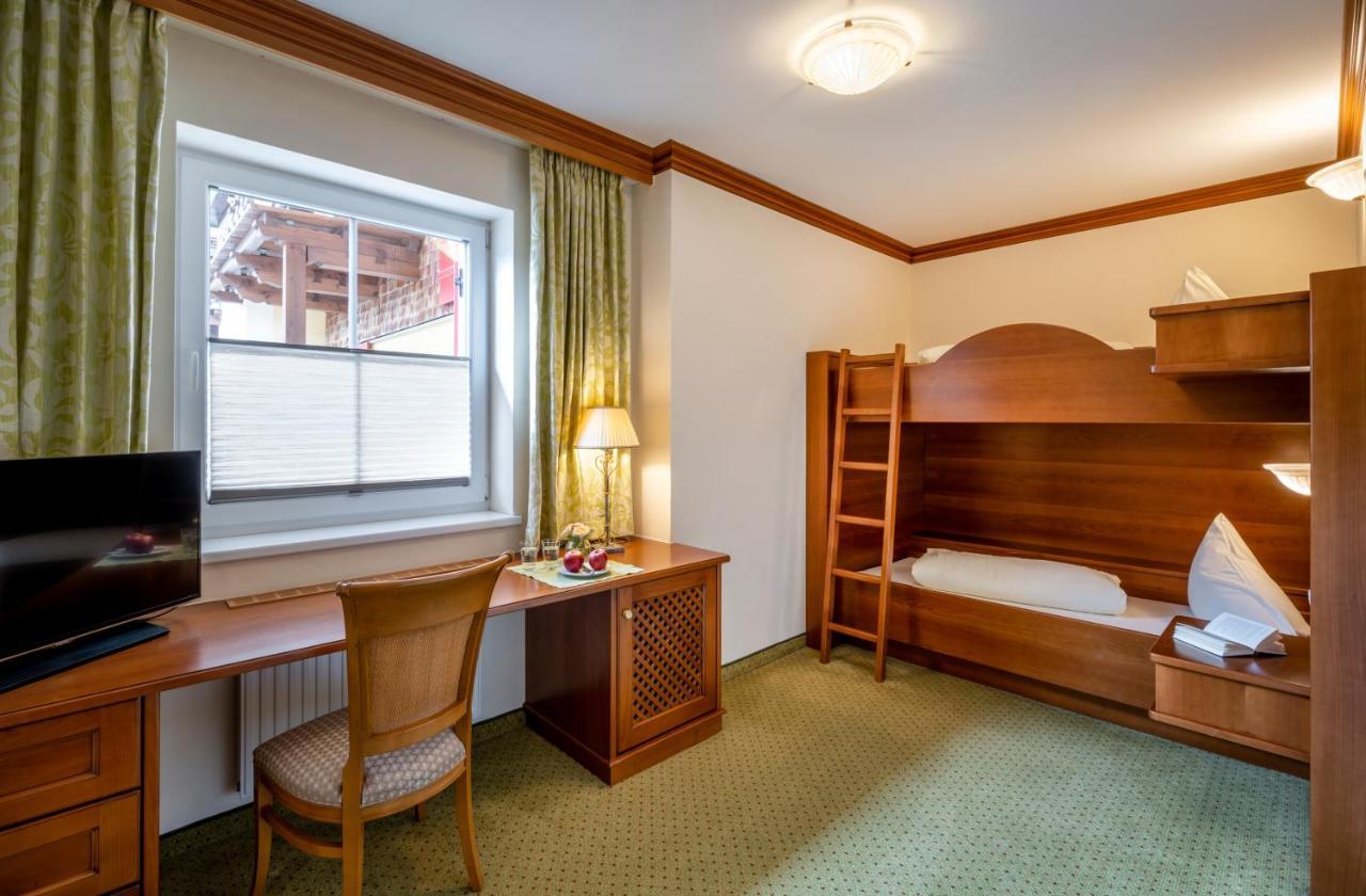 Hotel Post Lermoos Kültér fotó
